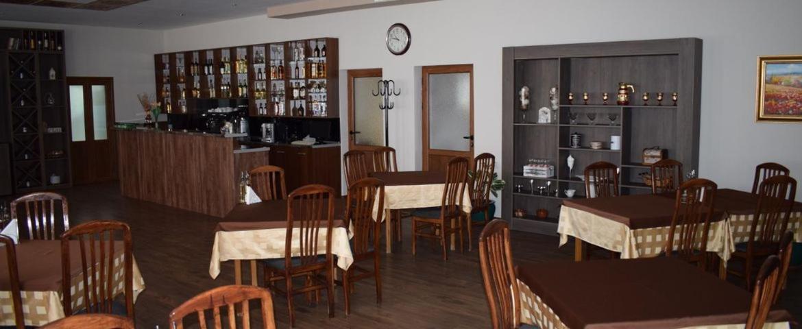 Балнеохотел Роза Strelcha Buitenkant foto