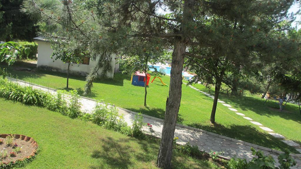 Балнеохотел Роза Strelcha Buitenkant foto